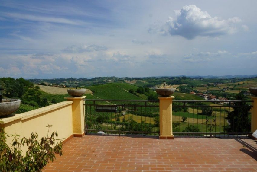 case-in-piemonte-piedmont-real-estate-apartment-panoramic-townhouse-11