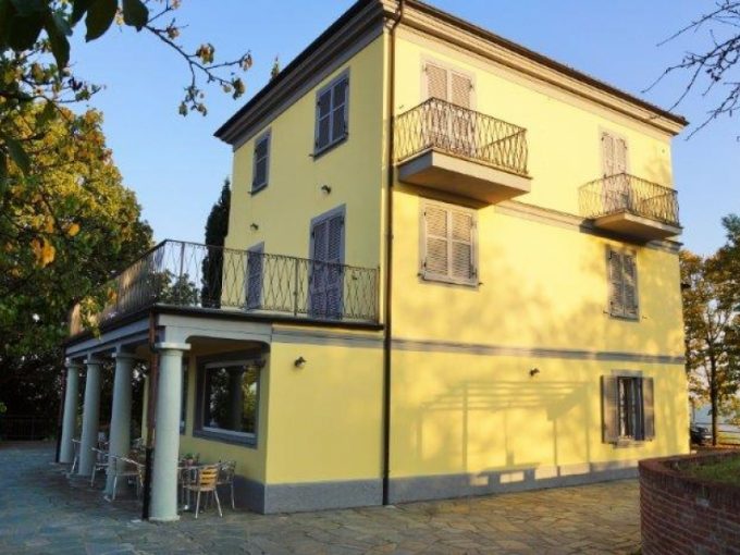 case-in-piemonte-piedmont-real-estate-panoramic-villa-b&b-panoramic-position-11