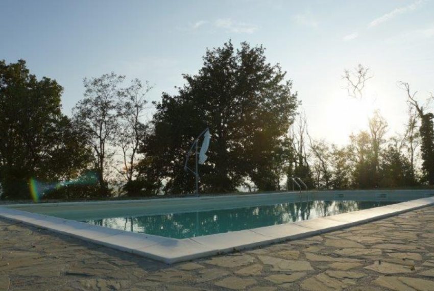 case-in-piemonte-piedmont-real-estate-panoramic-villa-b&b-panoramic-position-9