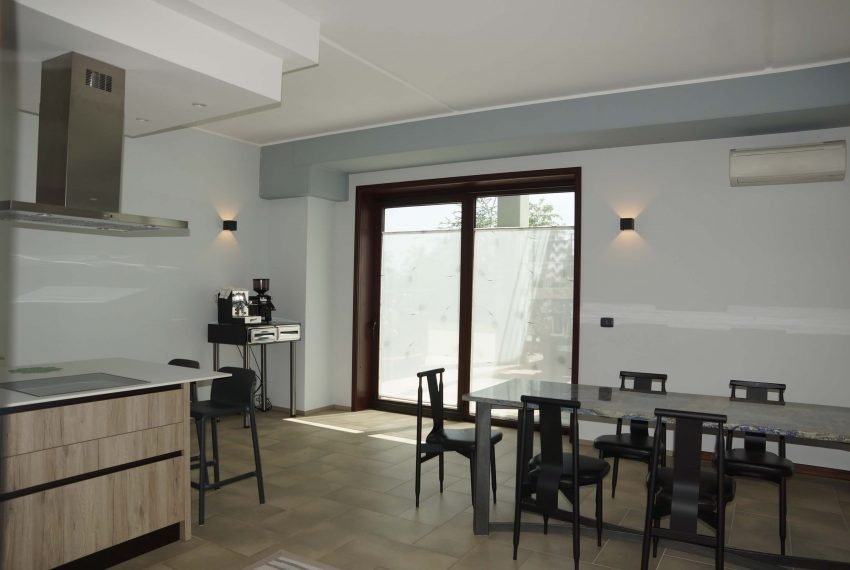 CP-1304-unesco-vineyard-winery-nizza-barbera-fabiana-elianne-realestate-caseinpiemonte-asti-homesinpiemonte (25)