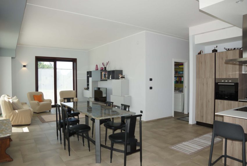 CP-1304-unesco-vineyard-winery-nizza-barbera-fabiana-elianne-realestate-caseinpiemonte-asti-homesinpiemonte (31)