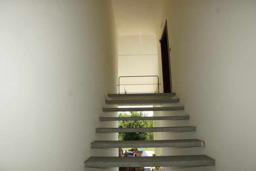 CP-1304-unesco-vineyard-winery-nizza-barbera-fabiana-elianne-realestate-caseinpiemonte-asti-homesinpiemonte (35)