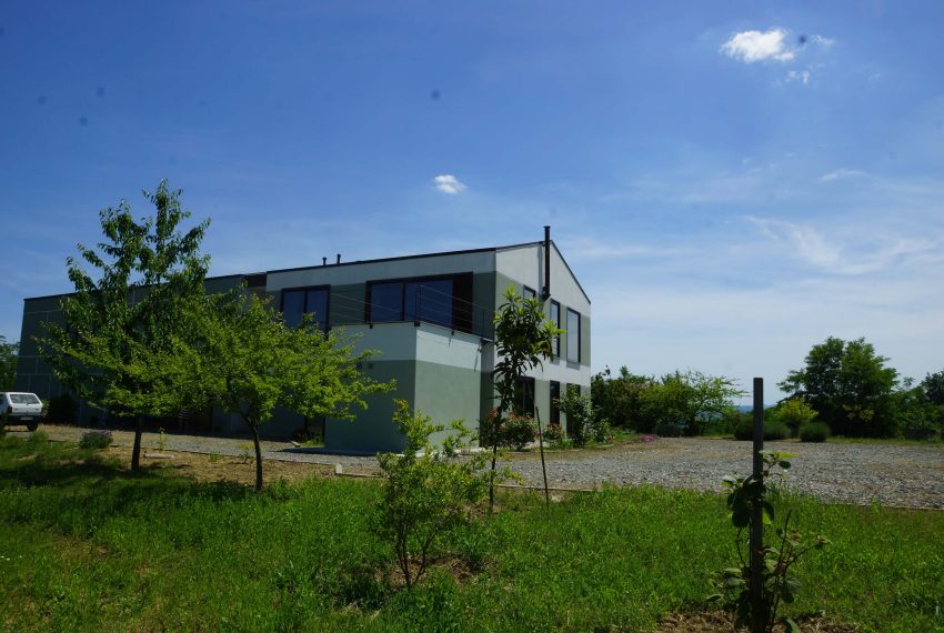 CP-1304-unesco-vineyard-winery-nizza-barbera-fabiana-elianne-realestate-caseinpiemonte-asti-homesinpiemonte (7)