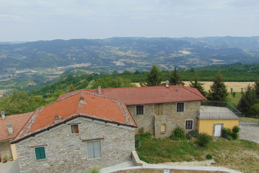 CB-1514-realestate-caseinpiemonte-elianne-fabiana-unesco-hills-stones-visitpiemonte (20)