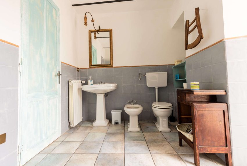 caseinpiemonte-realestate-unesco-piemonte-elianne-fabiana-homesinpiemonte-acqui-terme-CP-1531-barbera-nizza-alba (13)