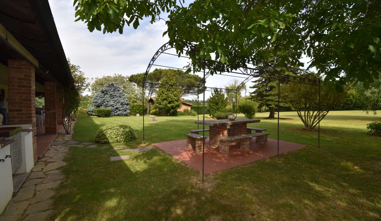 case-in-piemonte-piedmont-properties-real-estate-eli-anne-fabiana (4)