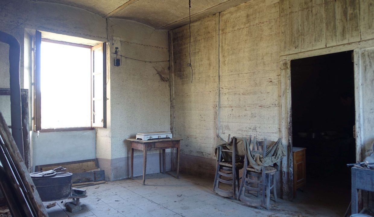 CP_1618_cascina_pietra_stoneproperty_langhe_piemonte_caseinpiemonte_elianne_realestate_unesco (11)