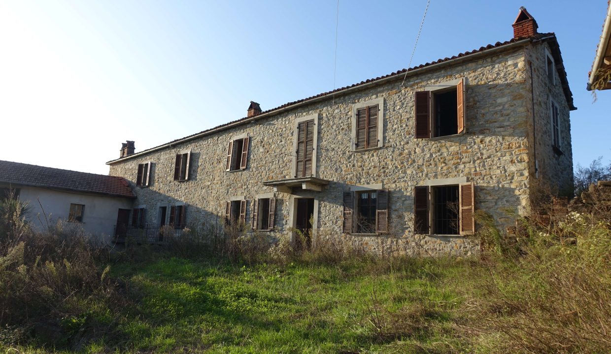 CP_1618_cascina_pietra_stoneproperty_langhe_piemonte_caseinpiemonte_elianne_realestate_unesco (19)