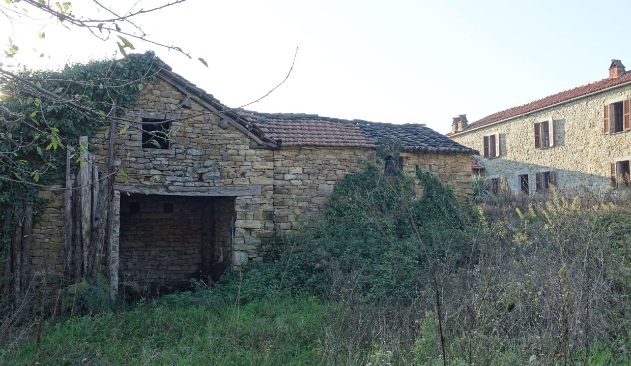 CP_1618_cascina_pietra_stoneproperty_langhe_piemonte_caseinpiemonte_elianne_realestate_unesco (21)