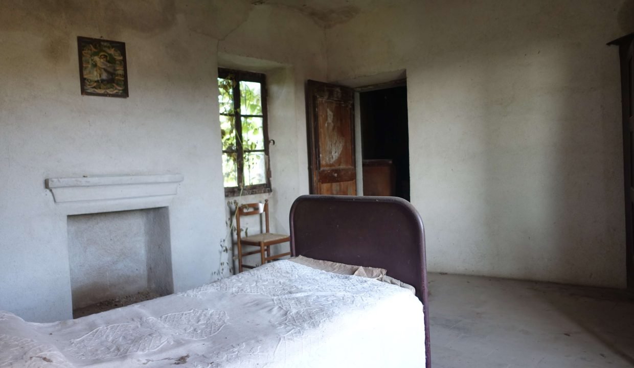 CP_1618_cascina_pietra_stoneproperty_langhe_piemonte_caseinpiemonte_elianne_realestate_unesco (9)