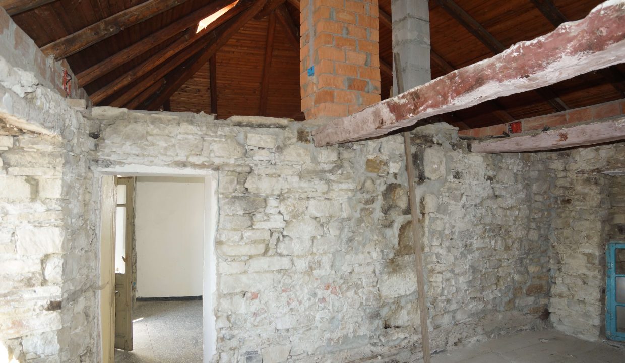 caseinpiemonte-realestate-fabiana-elianne-roccaverano-robiola-unesco-barbera-stonehouse-piemonte-langhe-cp-1389 (10)