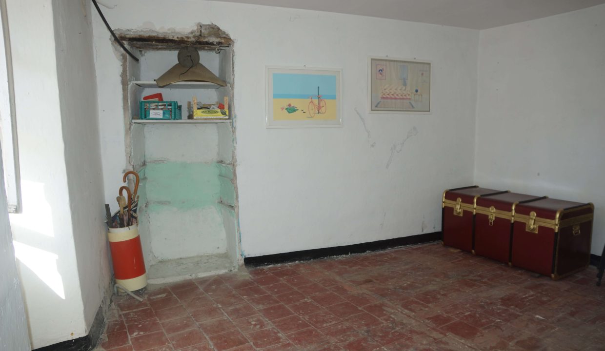 caseinpiemonte-realestate-fabiana-elianne-roccaverano-robiola-unesco-barbera-stonehouse-piemonte-langhe-cp-1389 (7)