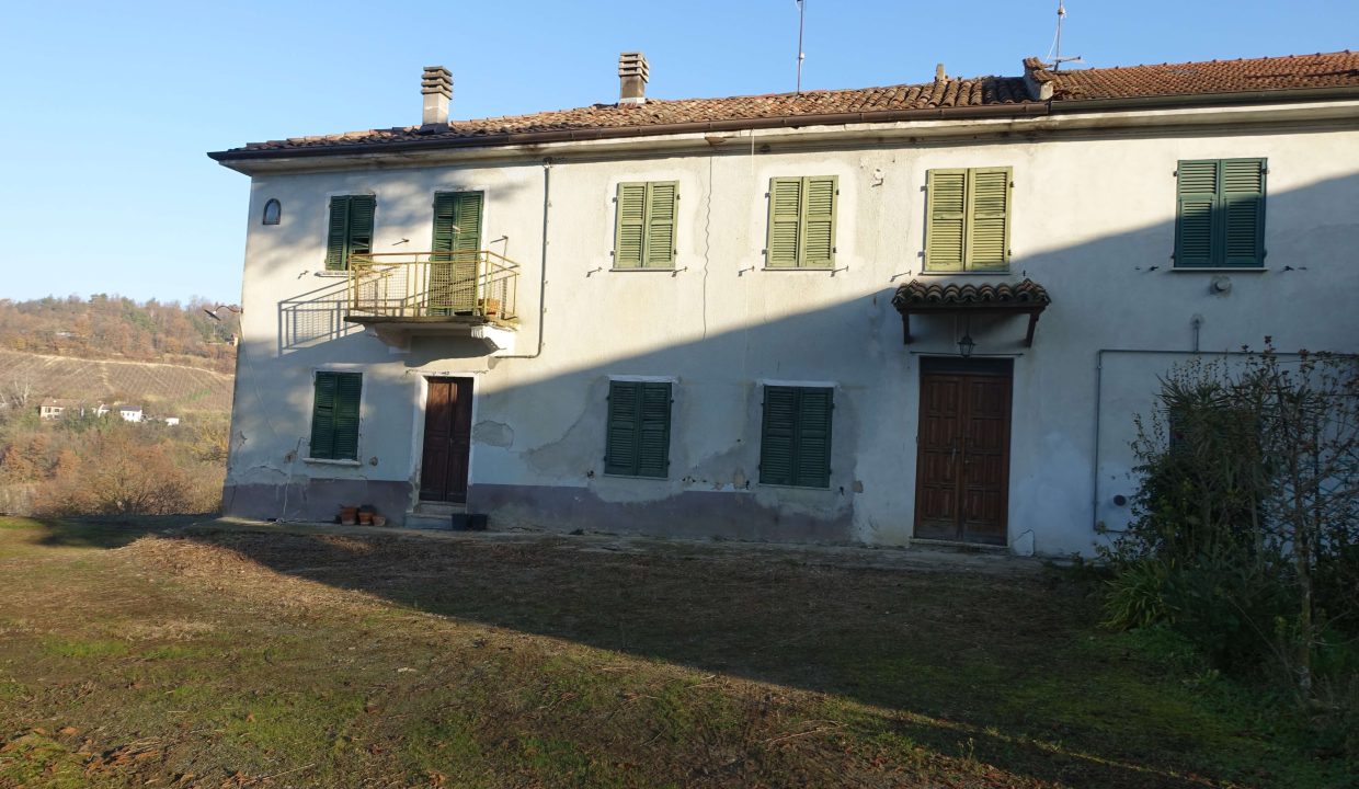 CP-1629_piemonte_stone_pietra_cascina_sessame_caseinpiemonte_elianne_fabiana_unesco_realestate (2)