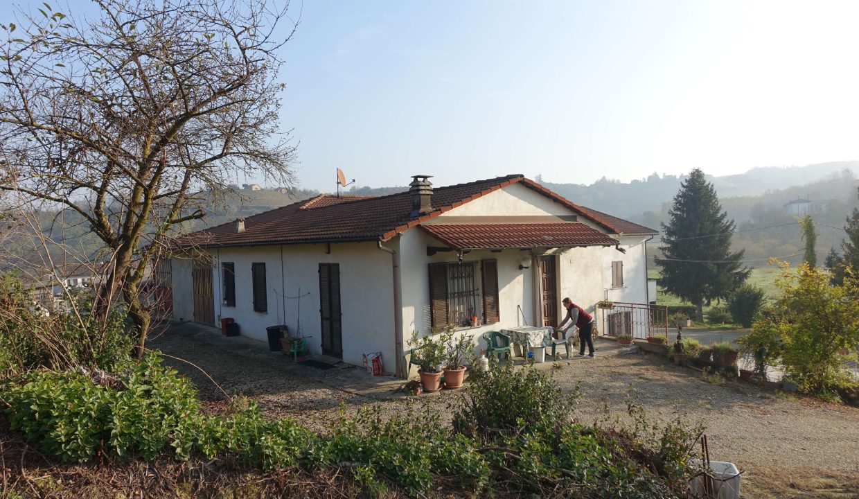 CP_1626_caseinpiemonte_unesco_barbera_vineyards_piemonte_fabiana_elianne_castelnuovo_mombercelli_cascina_farm (4)