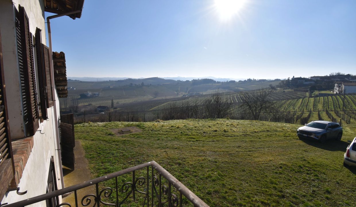 CM-1631_sanmarzano_unesco_barbera_nizza_elianne_caseinpiemonte_fabiana_realestate_cascina (18)