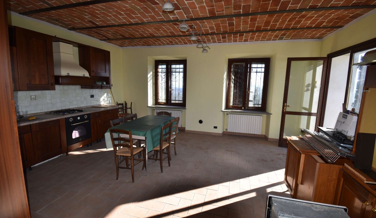 CM-1631_sanmarzano_unesco_barbera_nizza_elianne_caseinpiemonte_fabiana_realestate_cascina (8)