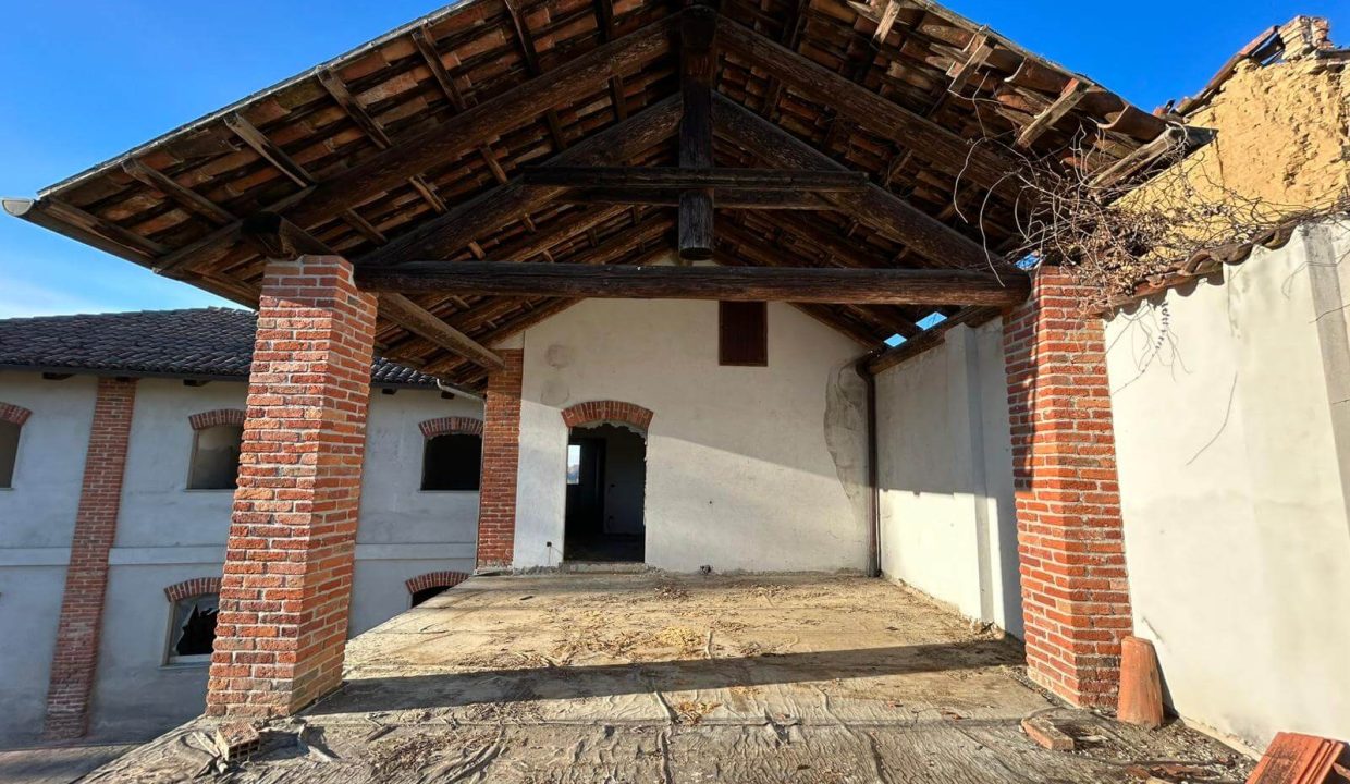 CM-1633_rocca_emmeffe_elianne_fabian_caseinpiemonte_casainpiemonte_realestate_unesco_asti_monferrato (2)