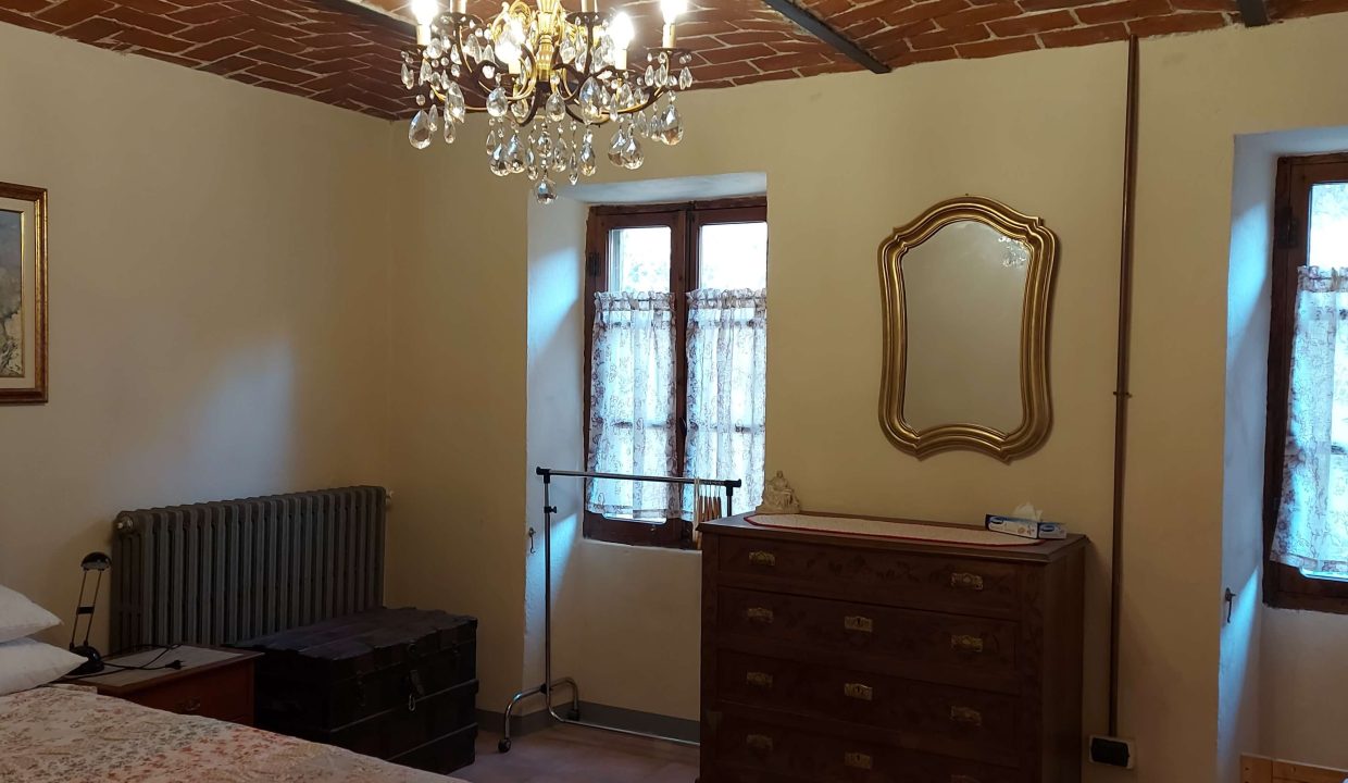 CP-1638_canelli_cassinasco_unesco_barbera_fabiana_elianne_monferrato_caseinpiemonte_realestate_forest_woods (4)