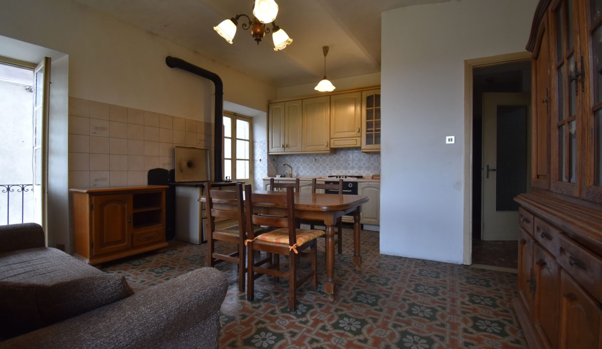 _Asti_CaseinPiemonte_Barbera_Monferrato_UNESCO_Cascina_3506