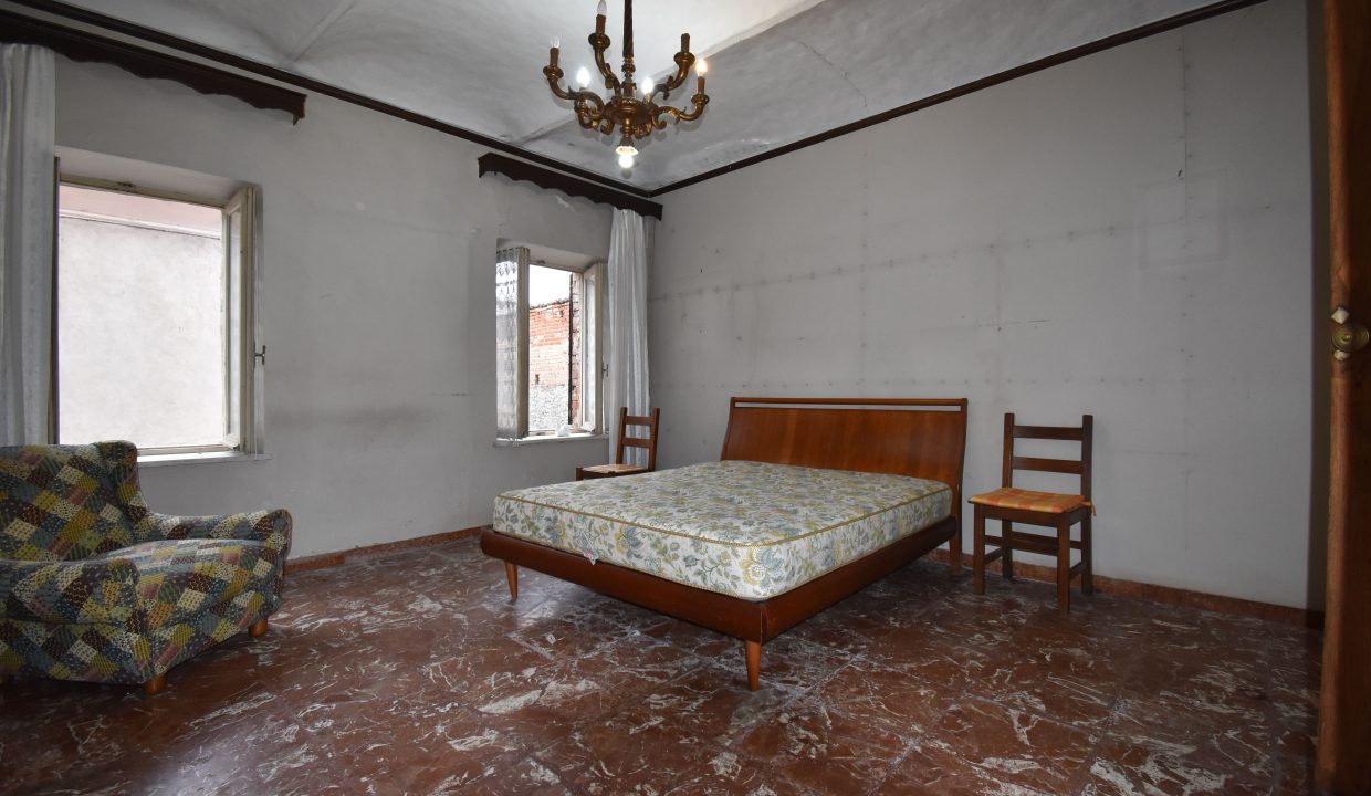 _Asti_CaseinPiemonte_Barbera_Monferrato_UNESCO_Cascina_3529