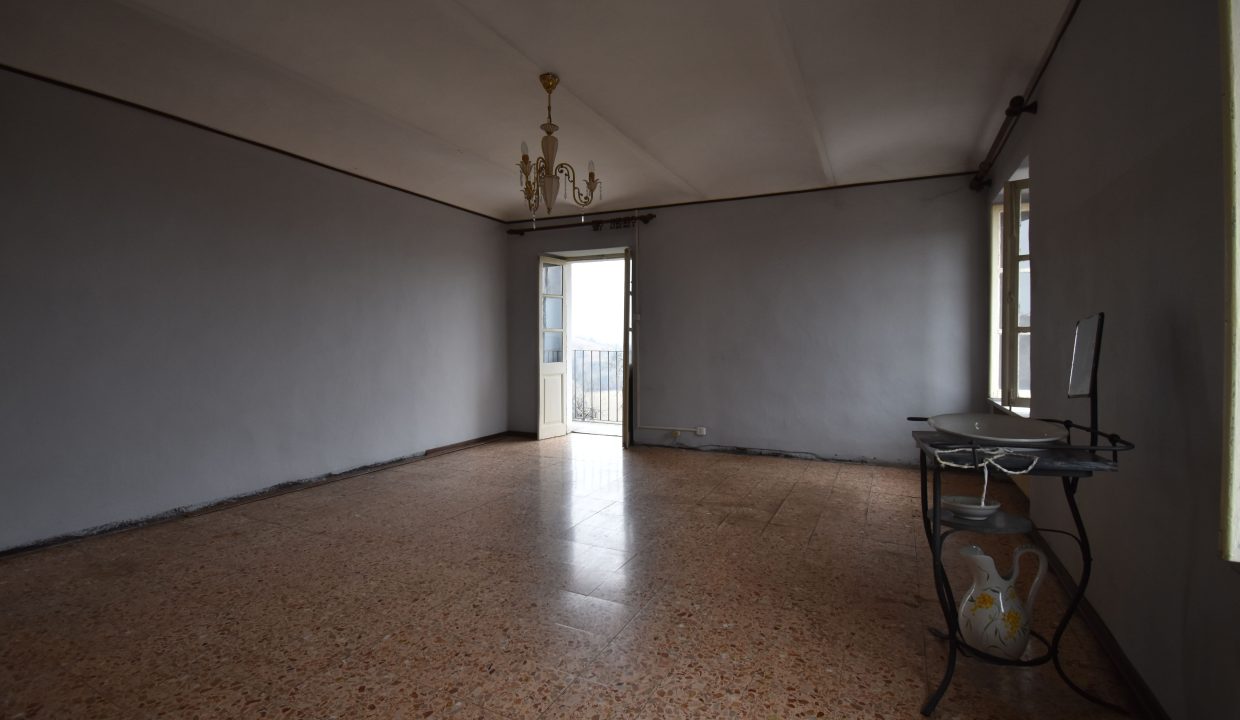 _Asti_CaseinPiemonte_Barbera_Monferrato_UNESCO_Cascina_3565