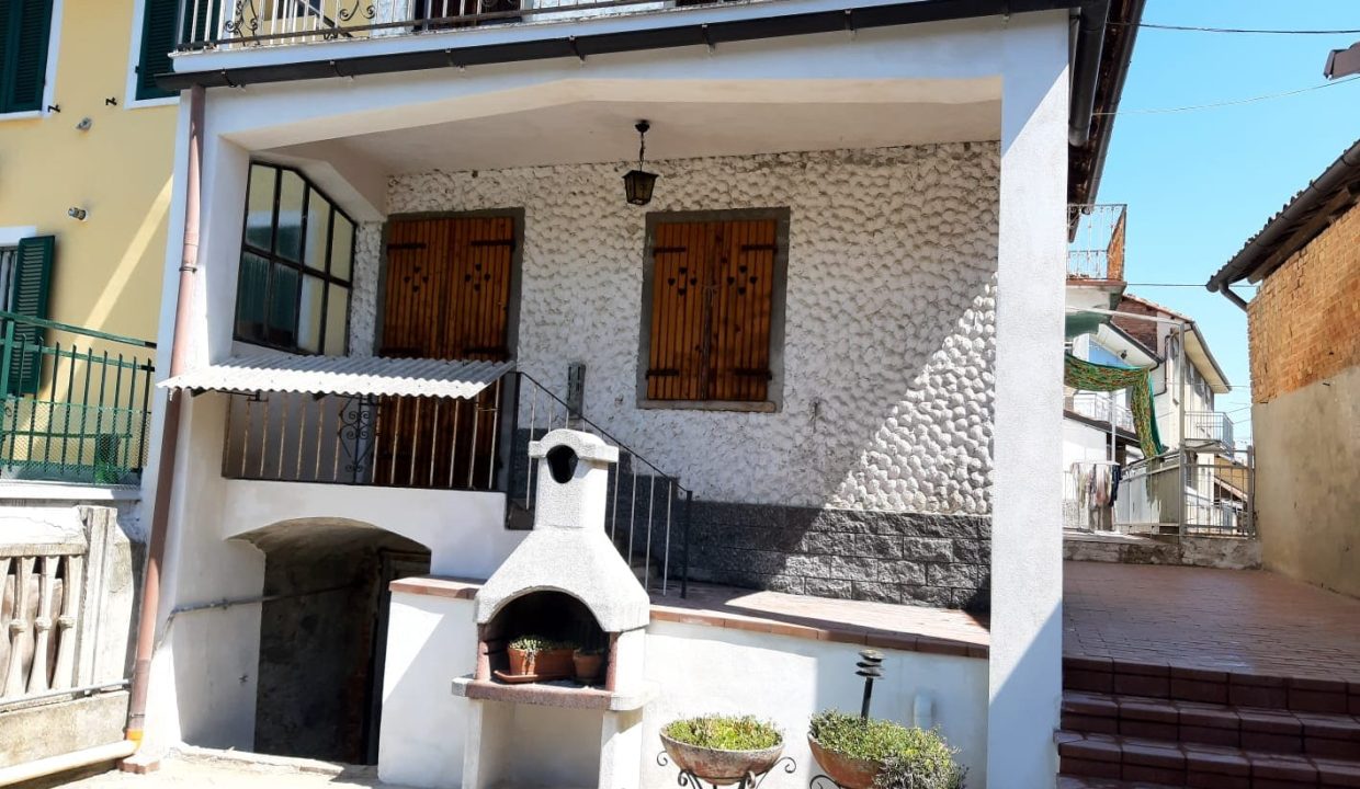 Casa 2Asti_CaseinPiemonte_Barbera_Monferrato_UNESCO_Countryside_home_montaldoscarampi_CM1645_Asti_CaseinPiemonte_Barbera_Monferrato_UNESCO_Countryside_home_montaldoscarampi_CM1645_