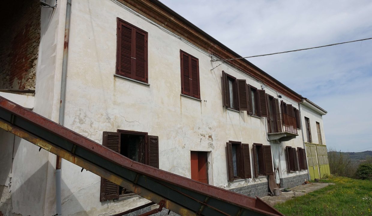 CaseinPiemonte_Canelli_Monferrato_UNESCO_Villa_Luxury_CP1640-03-27 13.06.40