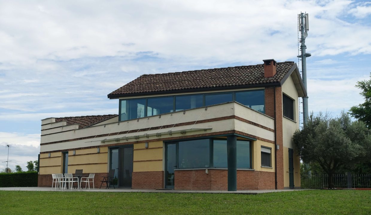 CP-1582_mombercelli_piemonte_elianne_fabiana_unesco_nizza_barbera_realestate_homesinpiemonte_caseinpiemonte ( (14)