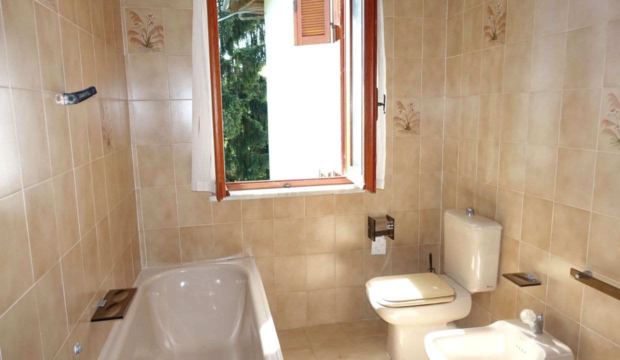 CaseinPiemonte_Loazzolo_Monferrato_Barbera_cp-1653.jpg07975