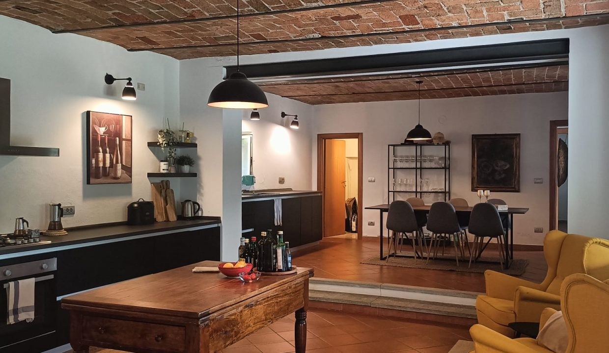 CaseinPiemonte_NizzaMonferrato_Monferrato_Immobiliare_barbera_cp-1655.jpg Image 2025-07-25 at 10.54.21