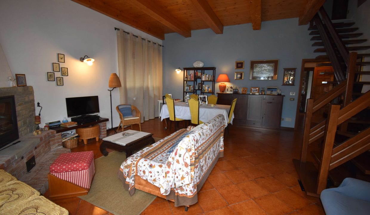 CaseinPiemonte_Roncogennaro_Bistagno_Monferrato_immobiliare_Barbera_cp-1658.jpg_4015