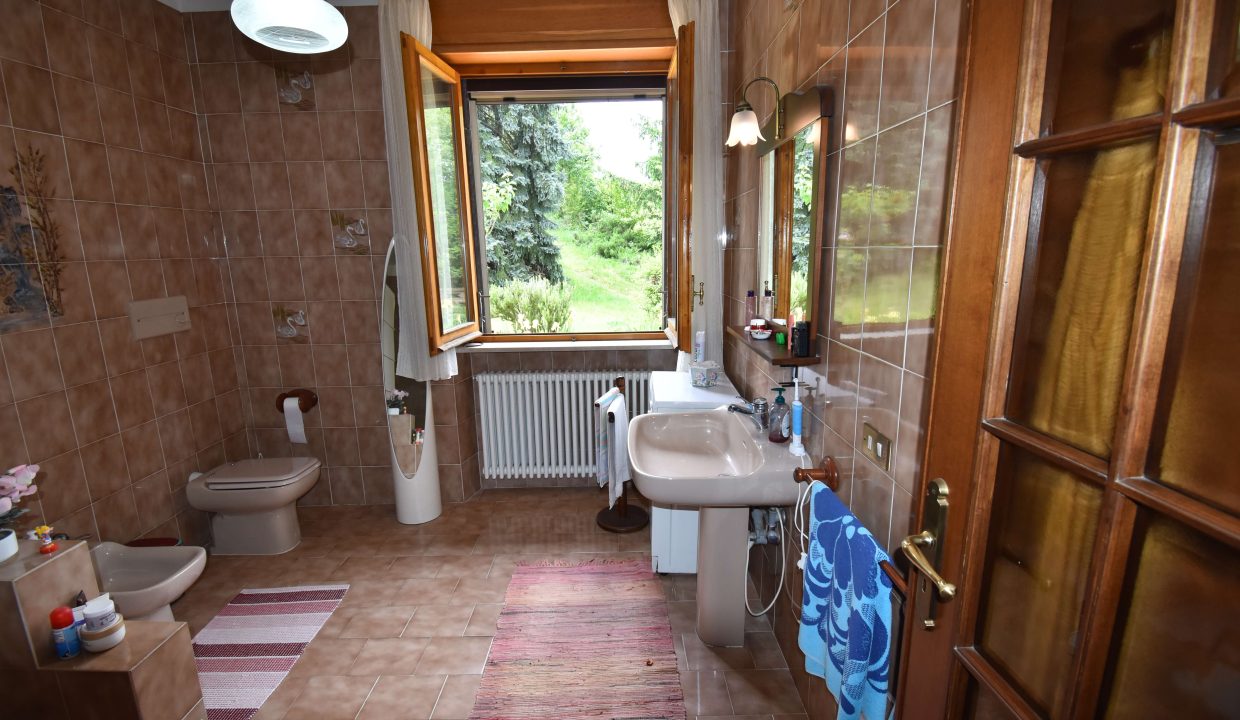 CaseinPiemonte_Roncogennaro_Bistagno_Monferrato_immobiliare_Barbera_cp-1658.jpg_4082