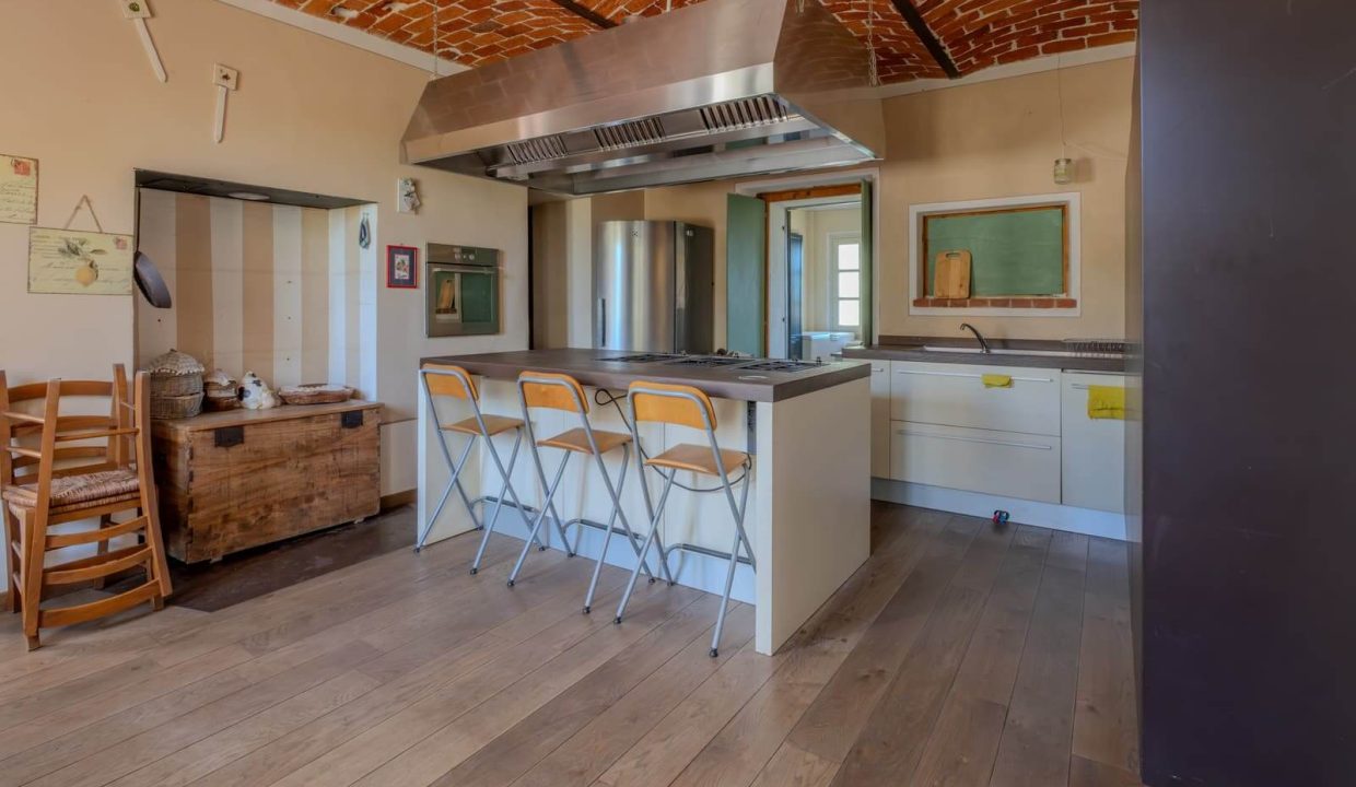 CaseinPiemonte_Cortandone_Monferrato_Immobiliare_barbera_cm-1678.jpg_1131