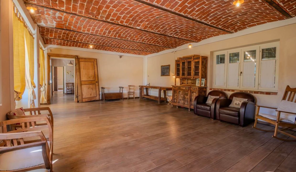 CaseinPiemonte_Cortandone_Monferrato_Immobiliare_barbera_cm-1678.jpg_1226