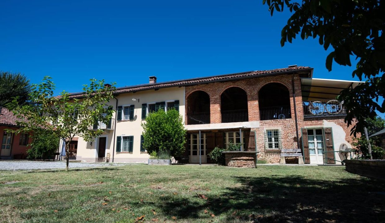 CaseinPiemonte_Cortandone_Monferrato_Immobiliare_barbera_cm-1678.jpg_1521