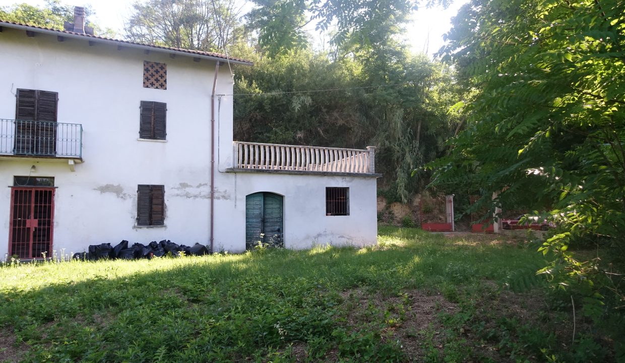 CaseinPiemonte_Mombercelli_Monferrato_immobiliare_Barbera_CM-1671.jpg08425