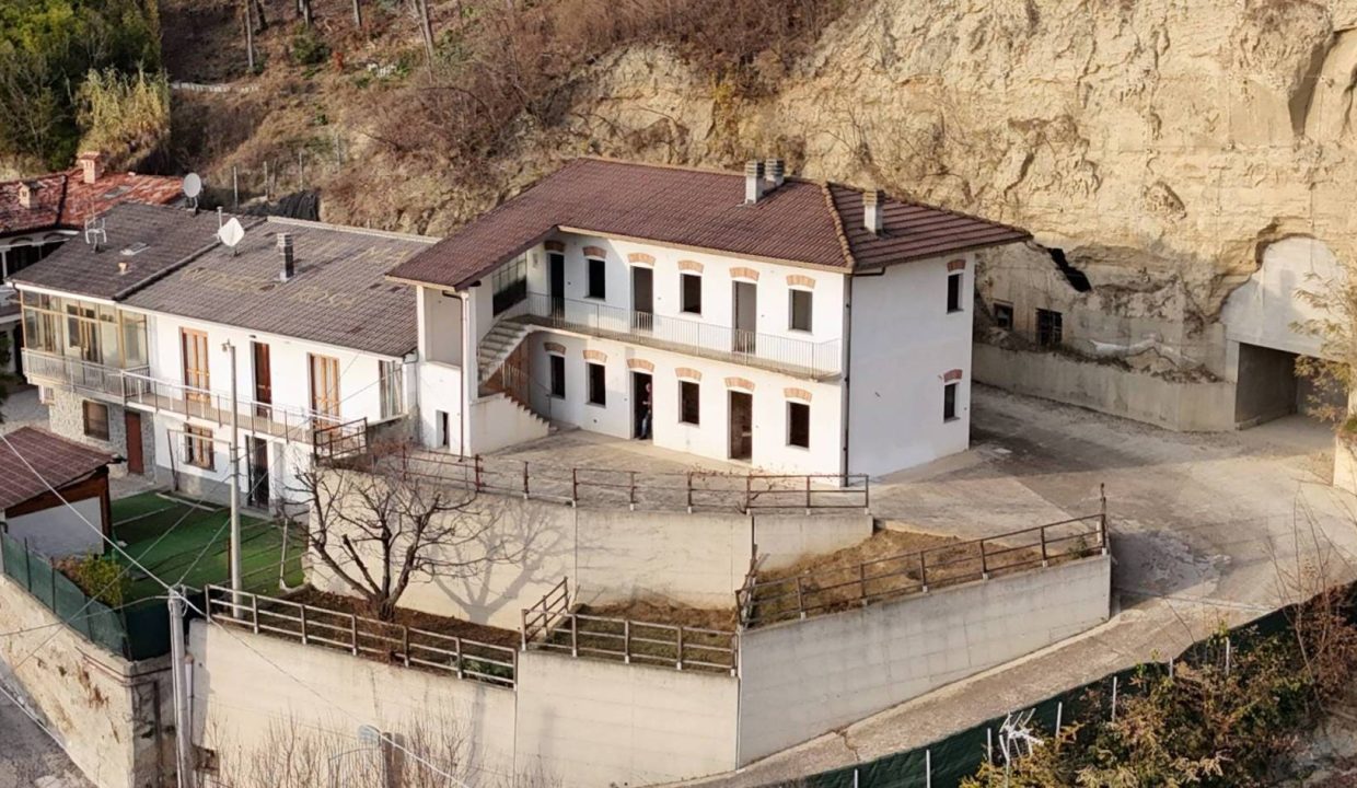 xxlCaseinPiemonte_Cornelianod'Alba_Roero_Immobiliare_arneis_cm1677