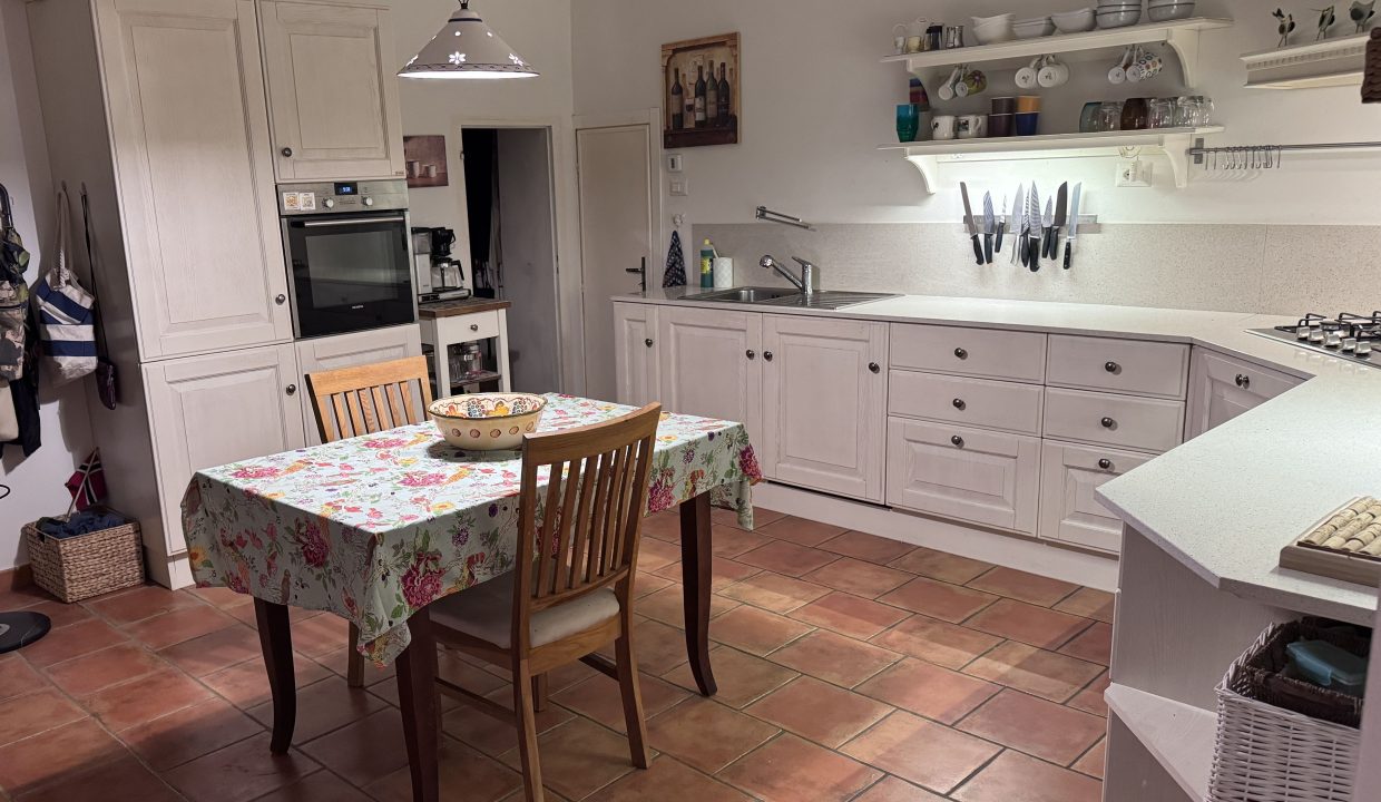 CaseinPiemonte_AglianoTerme_Monferrato_Immobiliare_barbera_cm-1687.jpg_5947