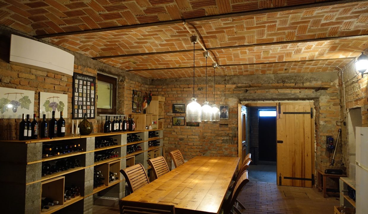 CaseinPiemonte_AglianoTerme_Monferrato_Immobiliare_barbera_cm-168709098