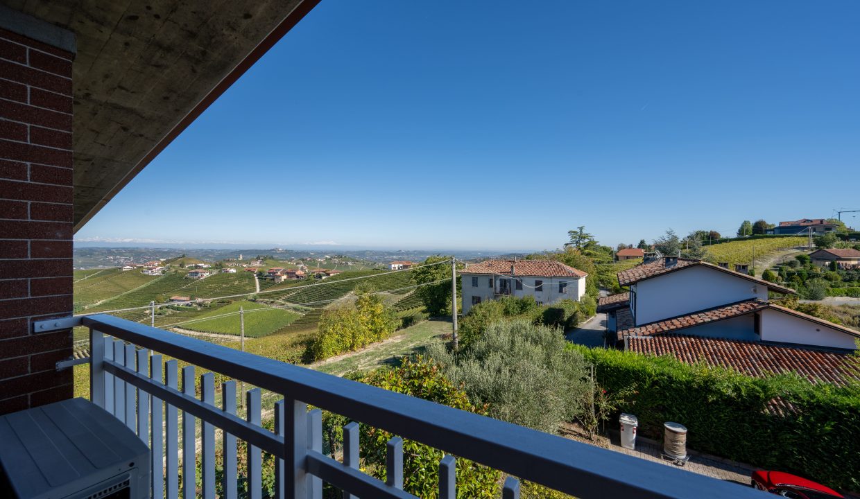 CaseinPiemonte_Barbaresco_TreStelle_Langhe_Immobiliare_barbaresco_nebbiolo_cl-1685_2134
