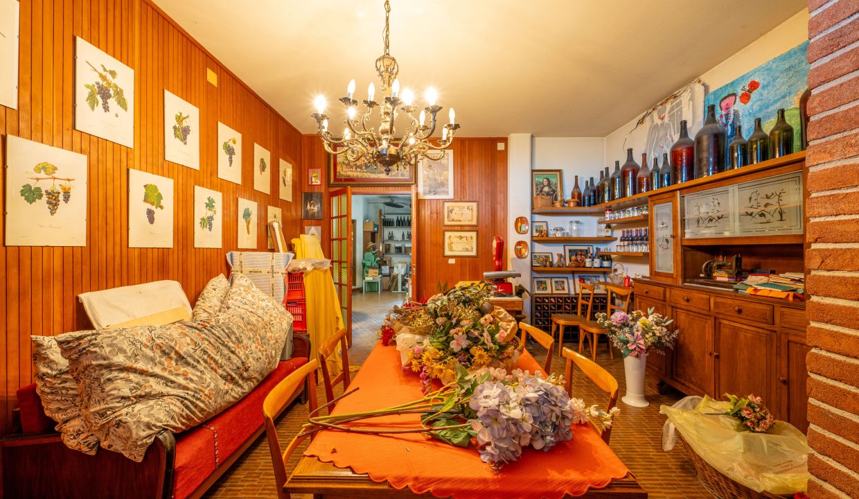 CaseinPiemonte_Barbaresco_TreStelle_Langhe_Immobiliare_barbaresco_nebbiolo_cl-1685_2199