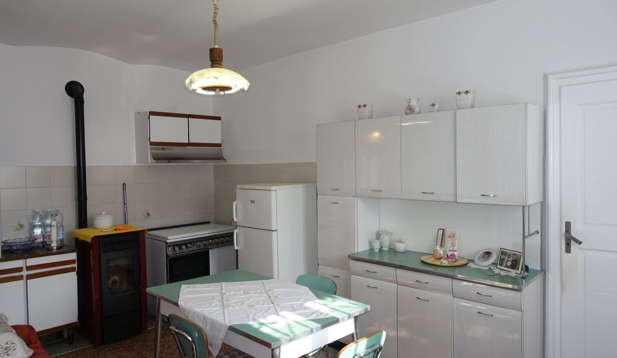 CaseinPiemonte_Maranzana_Monferrato_Immobiliare_barbera_cp-1690.jpg09027