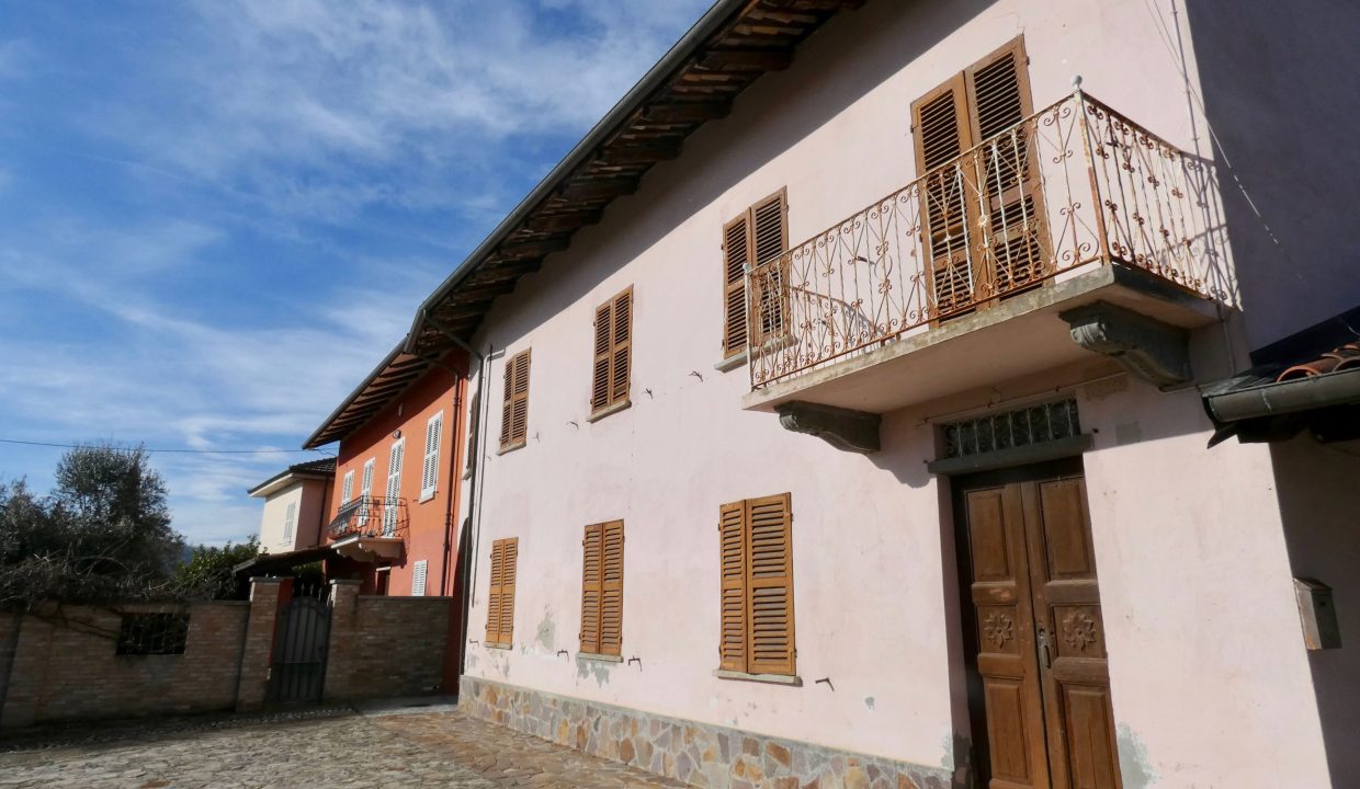 CaseinPiemonte_calosso_Monferrato_Immobiliare_barbera_cr-1689.jpg80758