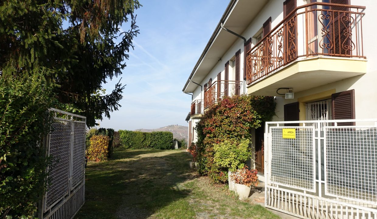 CP-1695_Costigliole_fabiana_elianne_unesco_barbera_piemonte_asti_nizza_alba (5)