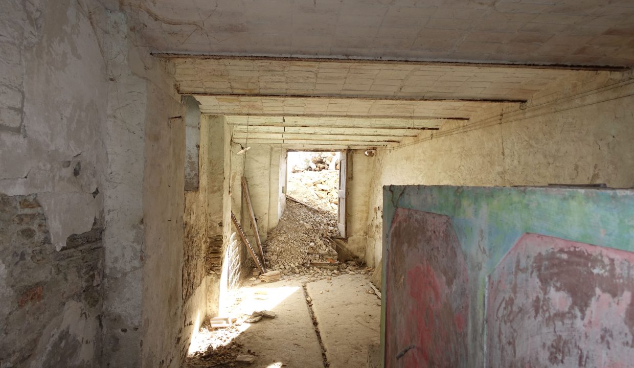 CP-1700_Calosso_fabiana_elianne_unesco_monferrato_barbera_piemonte.jpg09345