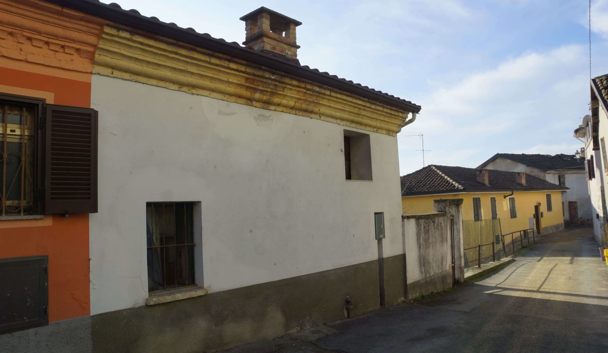 cp-1698-caseinpiemonte-unesco-montegrosso-realestate-elianne-fabiana (18)