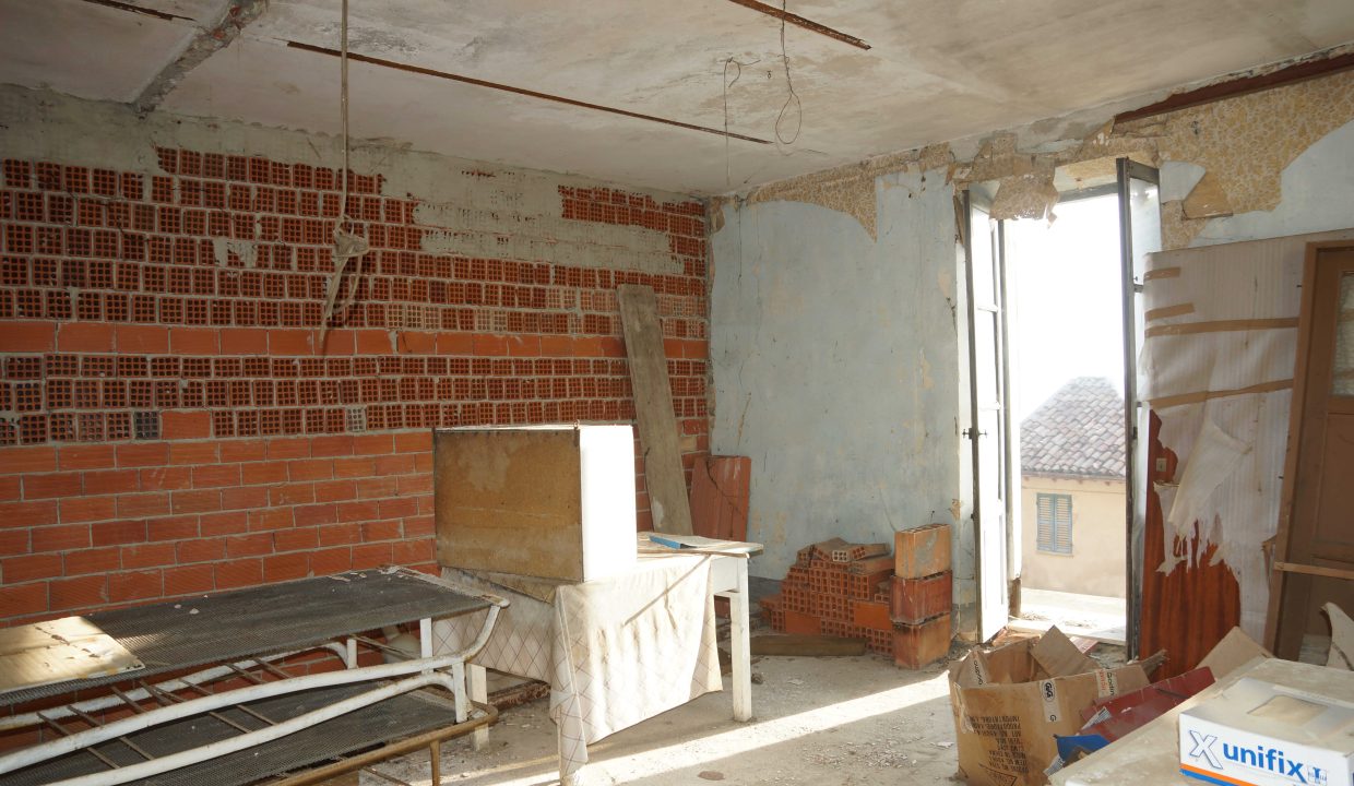 cp-1698-caseinpiemonte-unesco-montegrosso-realestate-elianne-fabiana (3)
