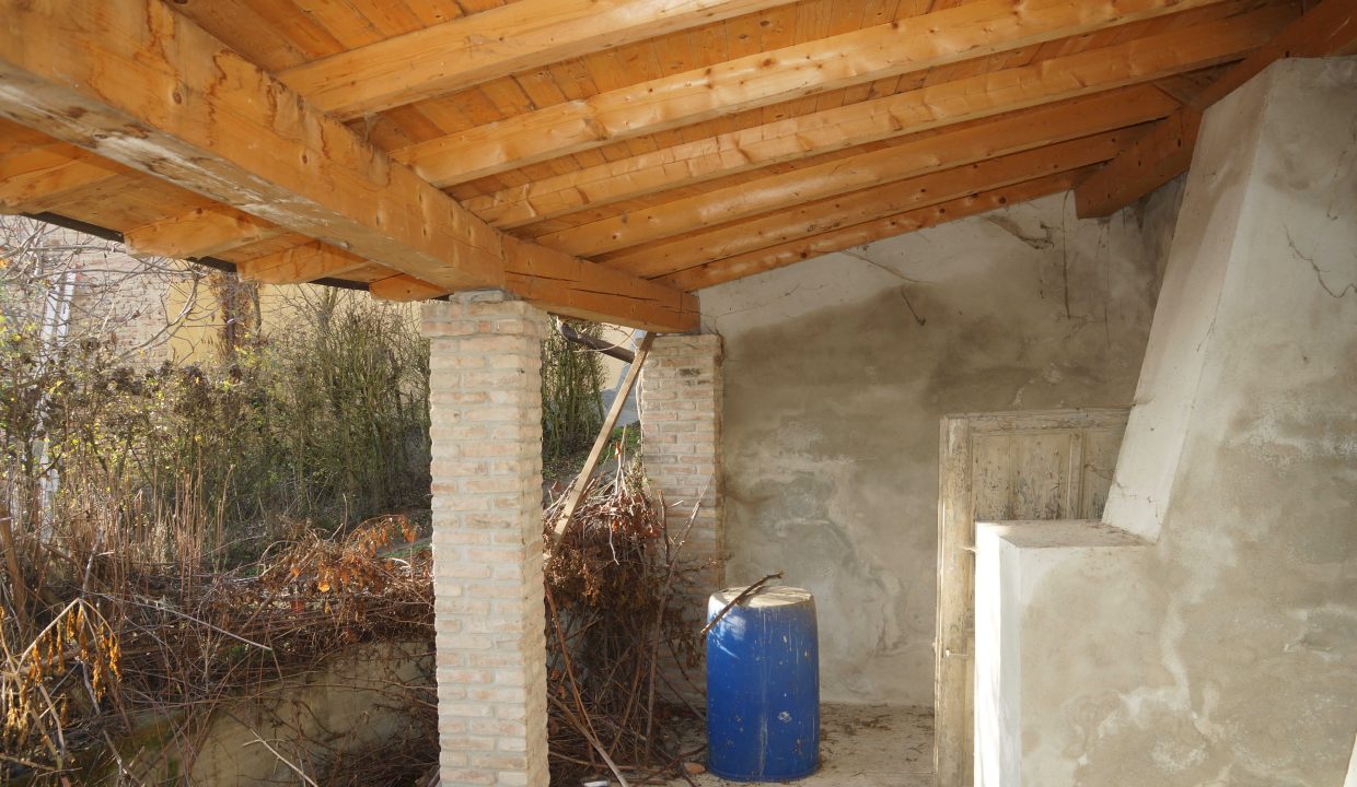 cp-1698-caseinpiemonte-unesco-montegrosso-realestate-elianne-fabiana (7)