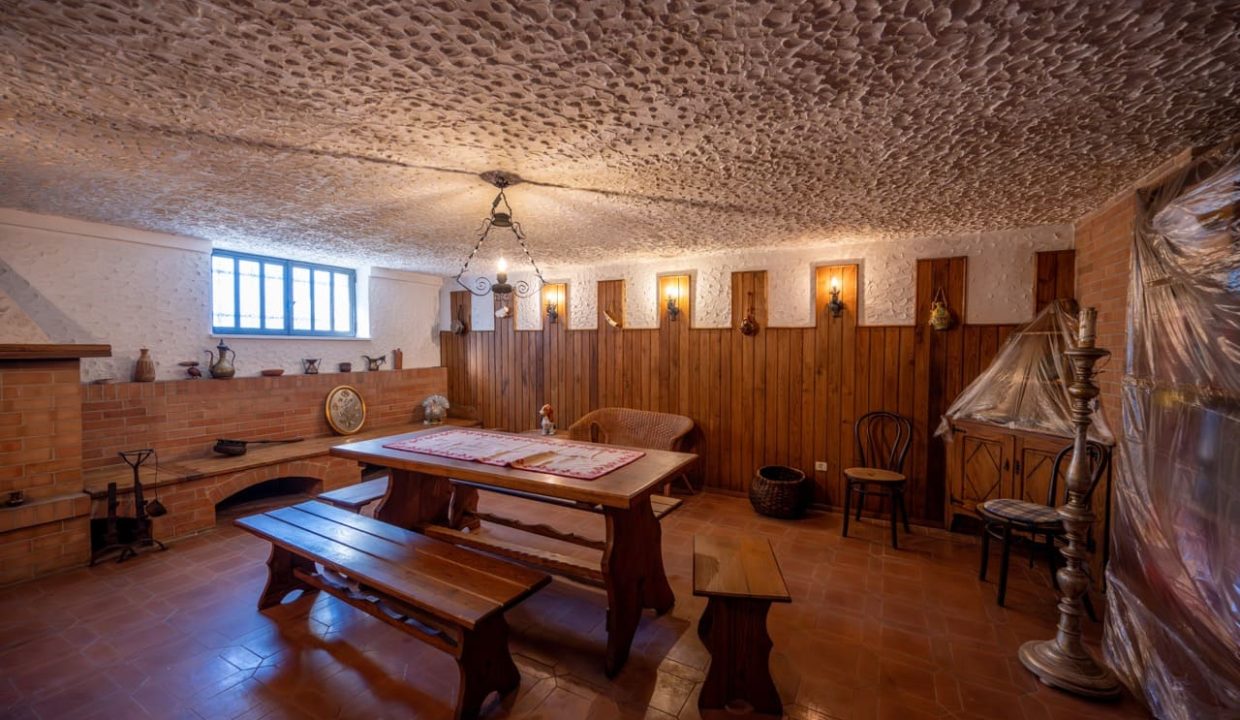 CL-1704_SanMartinoAlfieri_fabiana_elianne_unesco_roero_piemonte.jpg_SanMartinoAlfieri_fabiana_elianne_unesco_roero_piemonte.jpg_2890 Large