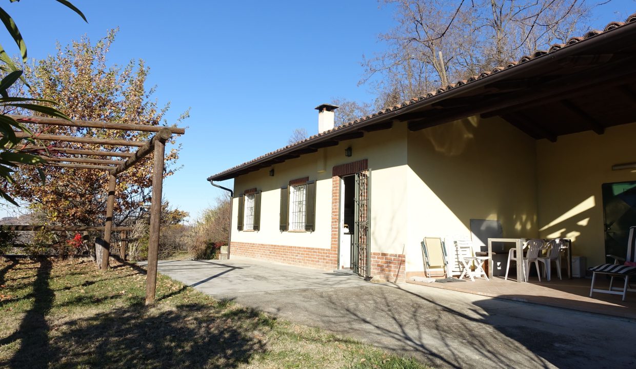 CP-1702_Canelli_fabiana_elianne_unesco_monferrato_barbera_piemonte.jpg09435